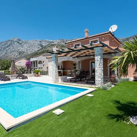 Aria וילה אורביץ