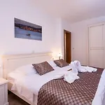 Aria Villa *